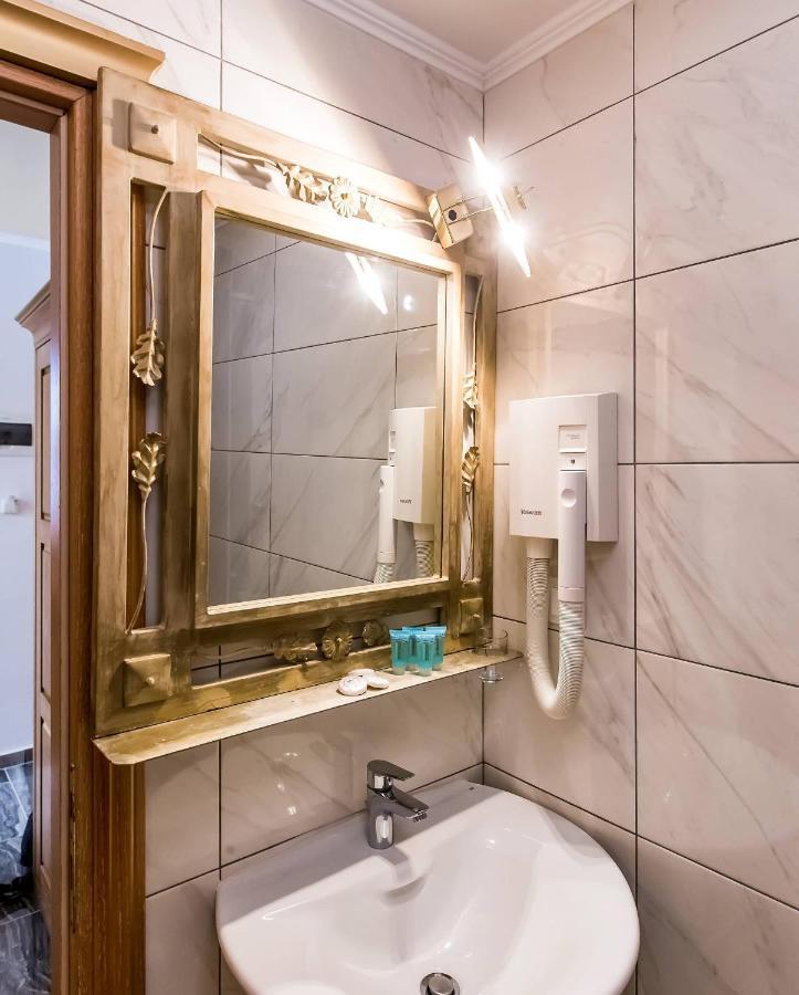 Halkidiki Greek Pride Seafront Hotel Skála Foúrkas Екстериор снимка