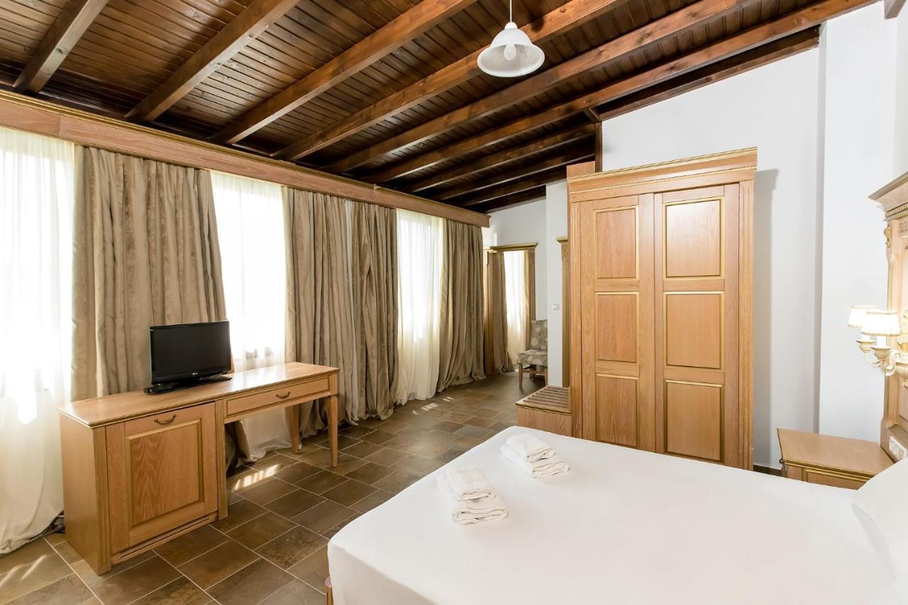 Halkidiki Greek Pride Seafront Hotel Skála Foúrkas Екстериор снимка