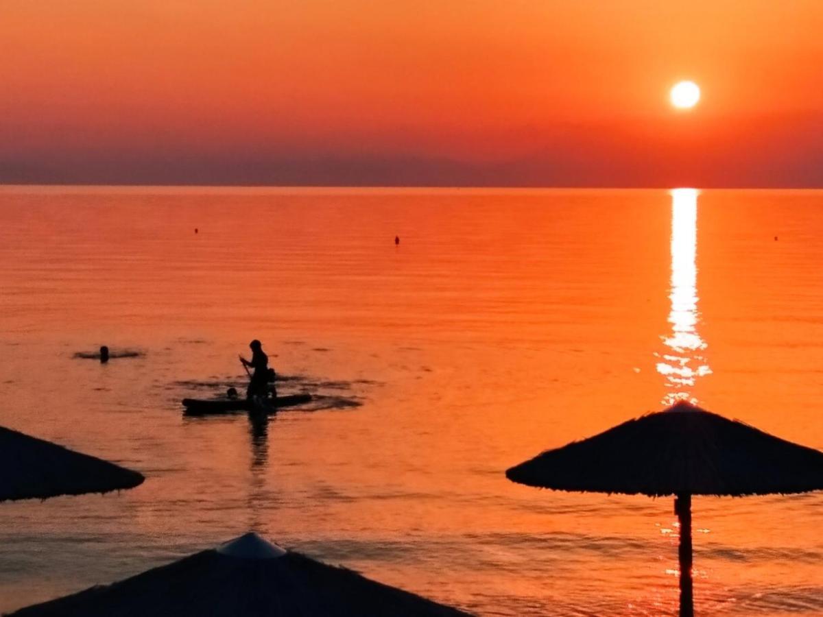 Halkidiki Greek Pride Seafront Hotel Skála Foúrkas Екстериор снимка
